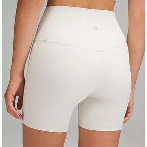 Lululemon align high-rise short 6”